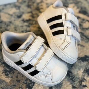 Adidas Grand Court 2.0 Toddler White and Black Sneakers - 5K